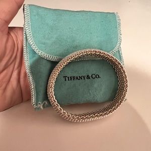 Tiffany’s Somerset mesh bracelet